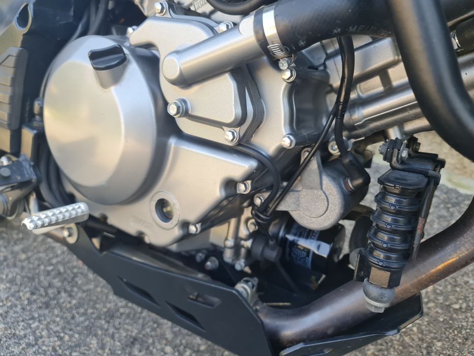 Suzuki V-strom 650 c\ ABS