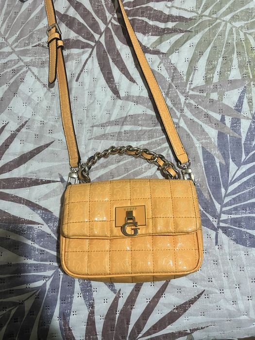 Mala com alsa tiracolo Guess