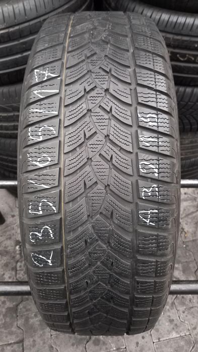 235/65/17 Goodyear Ultra Grip Performance SUV 108H
