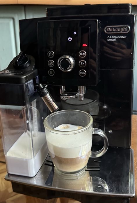 Срочно!!! Продам кофемашини з молочником майже нові!!!