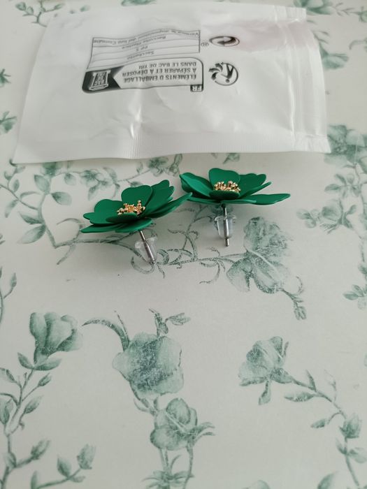 Nowe kolczyki kwiatki