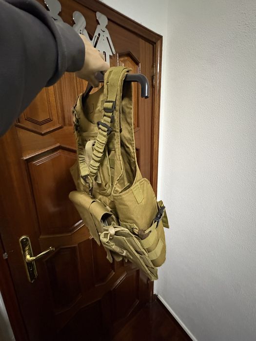 Colete de airsoft com sling