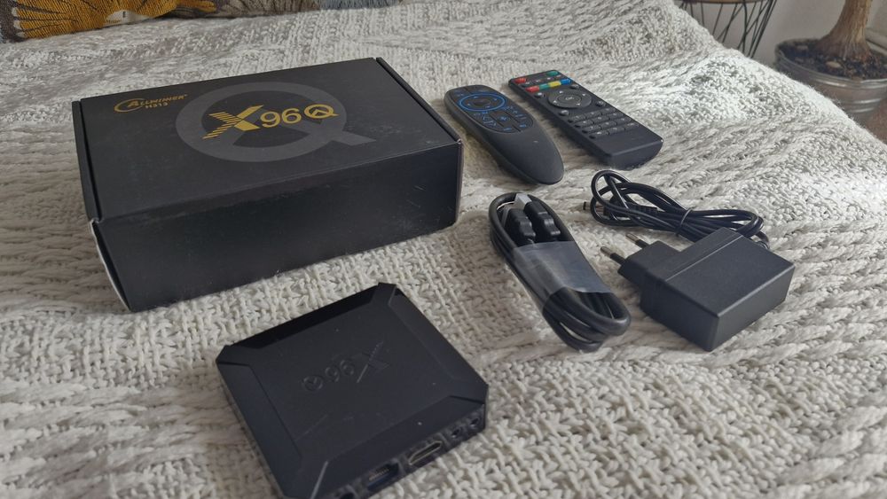 ТВ бокс X96Q + пульт аеромишка