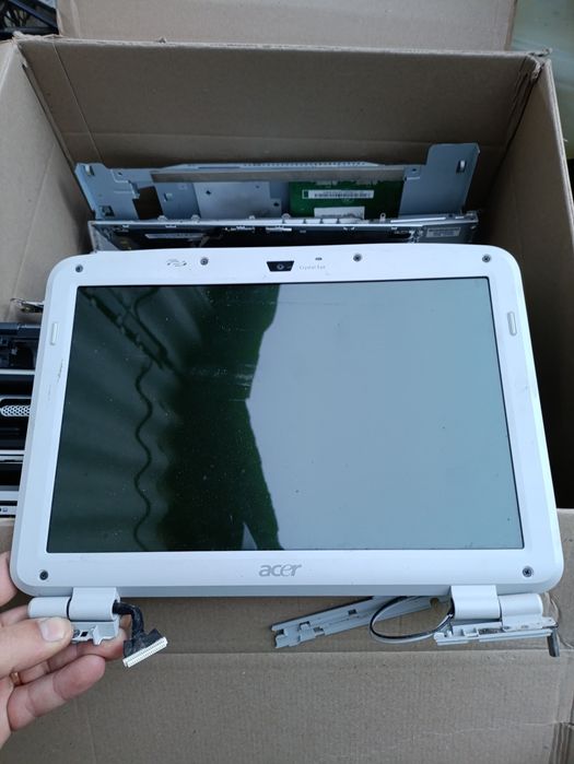 400грн  за все що на фото