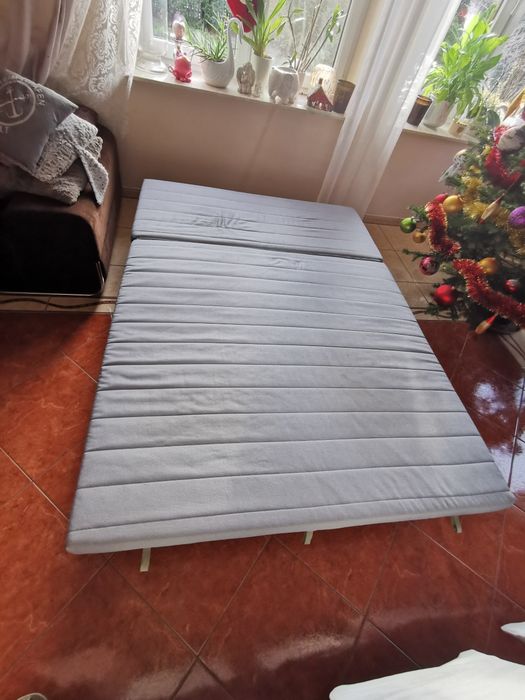 Łózko, sofa rozkładana z materacem Ikea