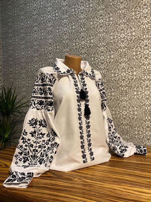 Жіноча блузка| жіноча вишиванка| розріб| опт| машинна вишивка|