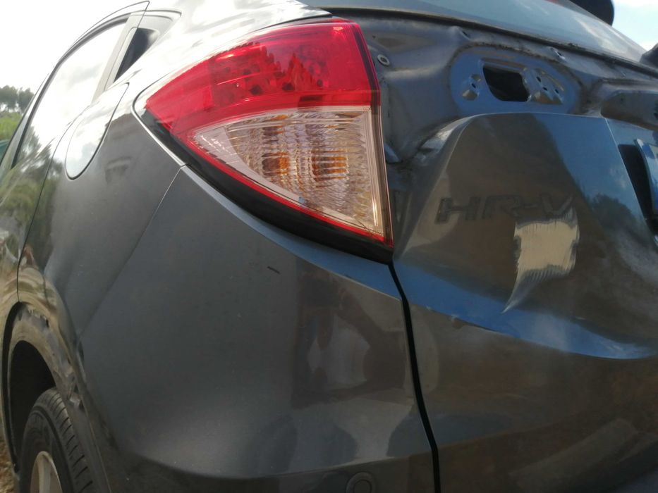 Reparação Auto - Bate-chapa - Pintura Auto