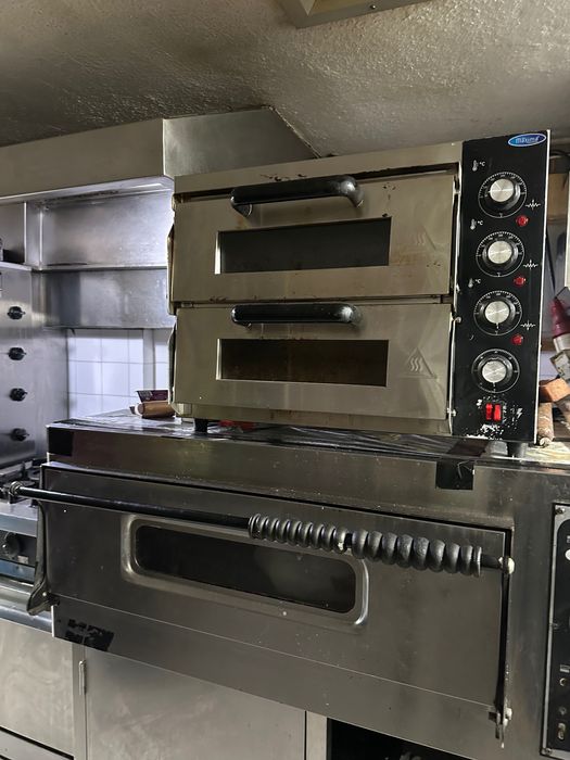 Forno de pizza, e outros recheios