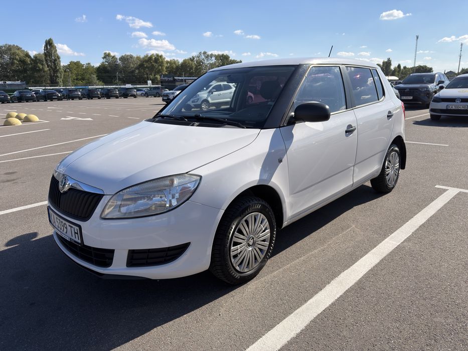 Продам Skoda Fabia 1.4, 2011 года.