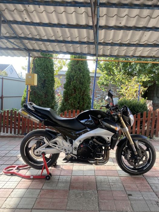 Продам Suzuki GSR 600 2009 року