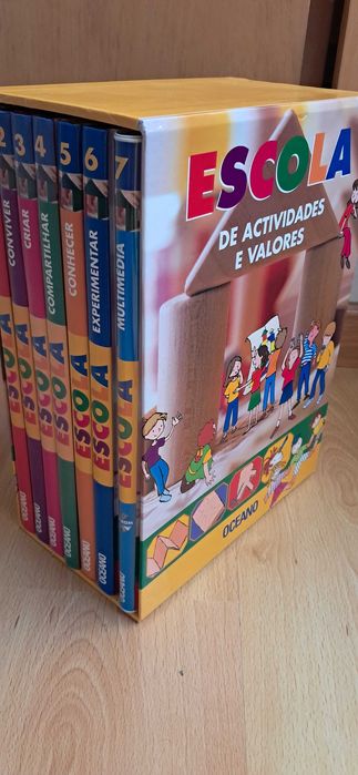 Coleção Escola de Atividades e Valores