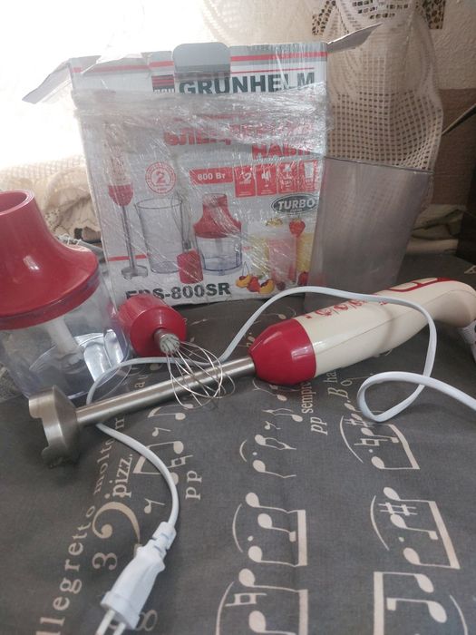 Блендер 3 в 1.Продам.