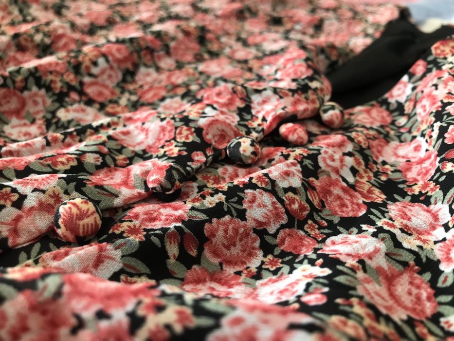 Vestido Floral Elegante -Quase Novo