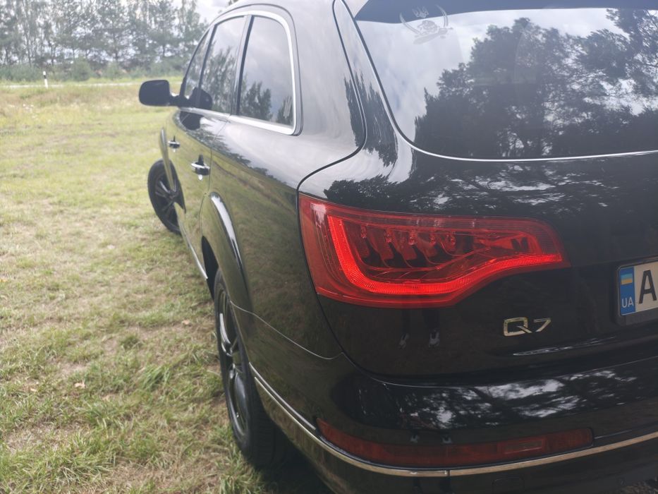Audi Q7 premium + 3.0 tdi