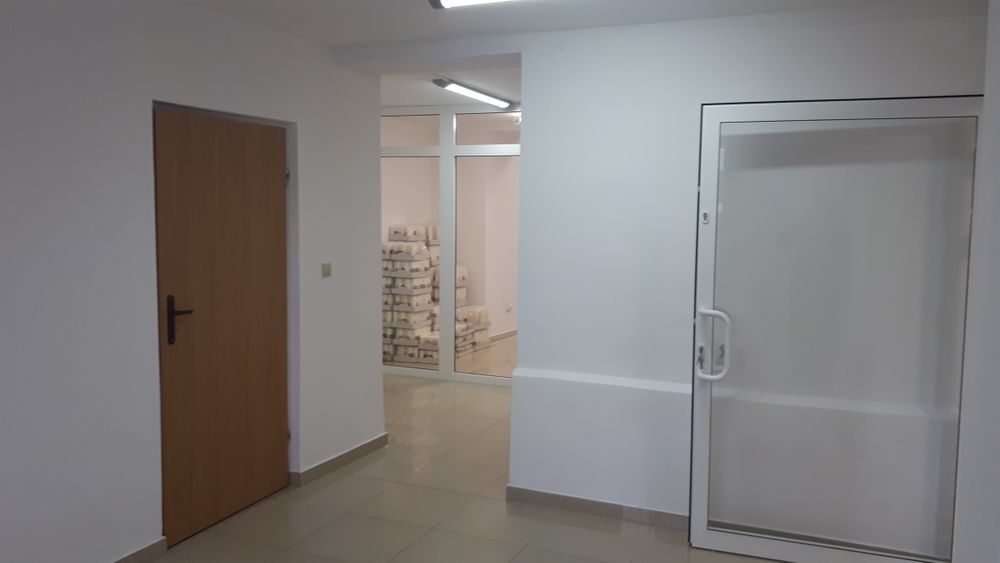 Lokal użytkowy 30 m² – Rynek Zakliczyn, parter, wejście z Rynku