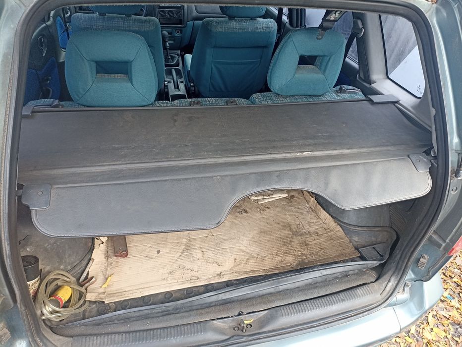 Продам Мітсубісі Спейс Стар 1,6 бензин, 2002 року тільки з переоформле