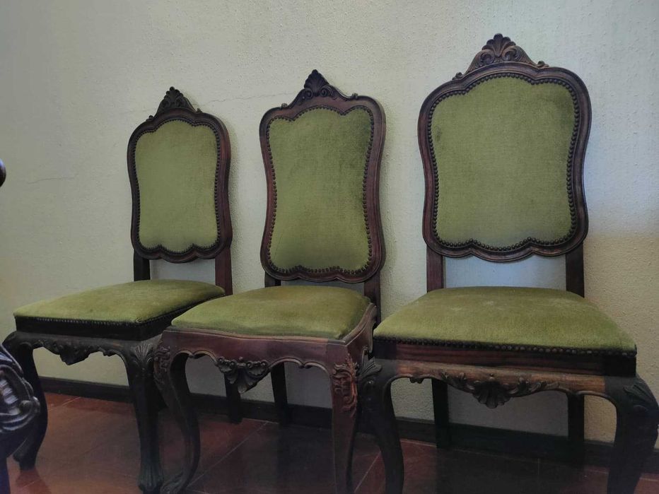 Cadeiras de Madeira Maciça e Estofo Verde