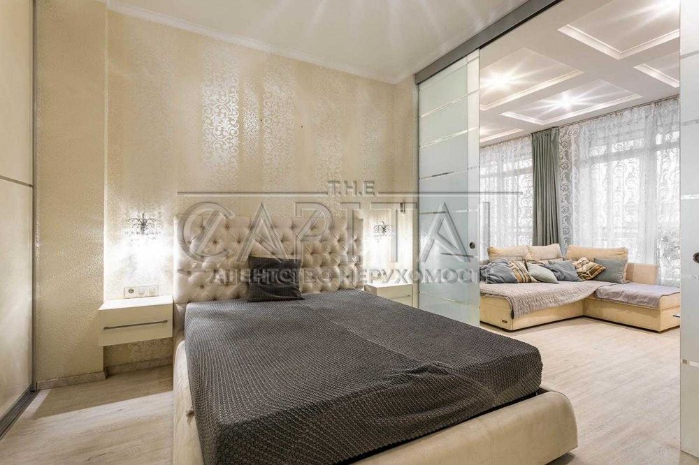 Продаж Авторський ремонт Київ Печерськ, вул. Андрія Верхогляда, 5