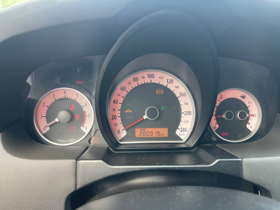 Kia Ceed 2008 • 1.6 газ/бензин • механіка