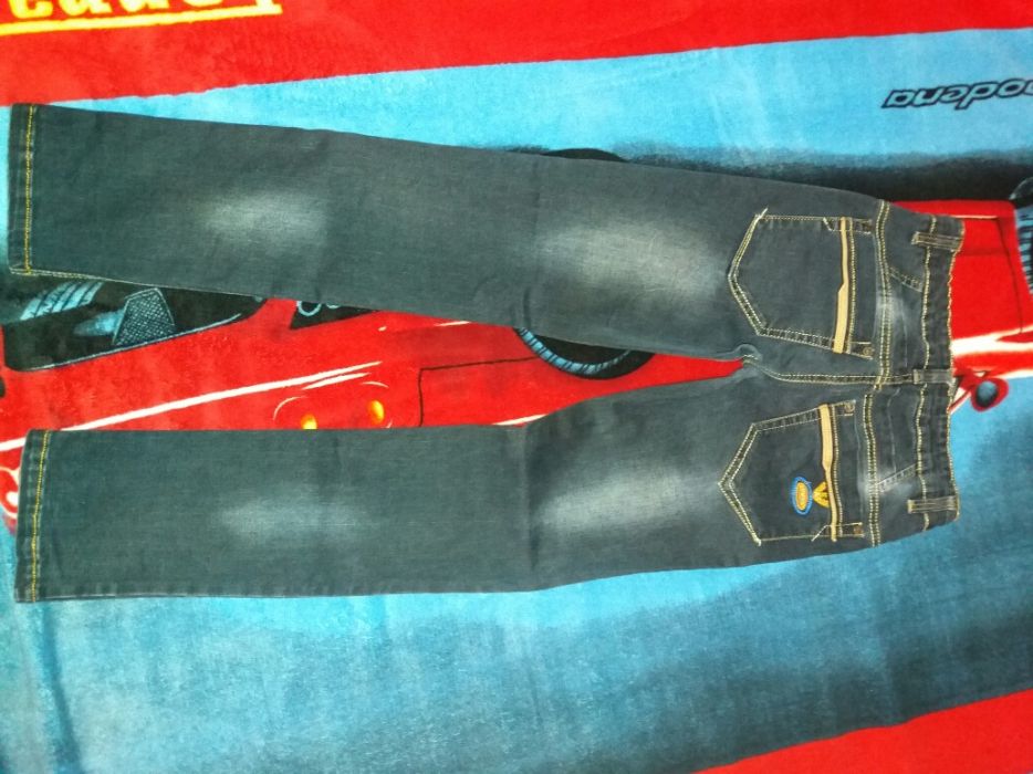 Джинсы для мальчика