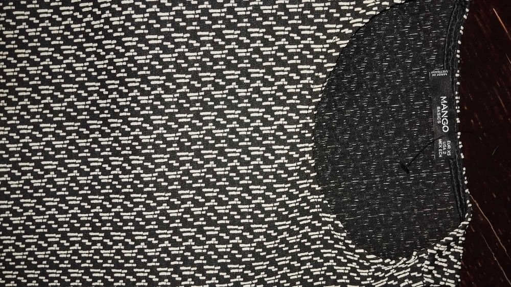 Vestido cintado MANGO