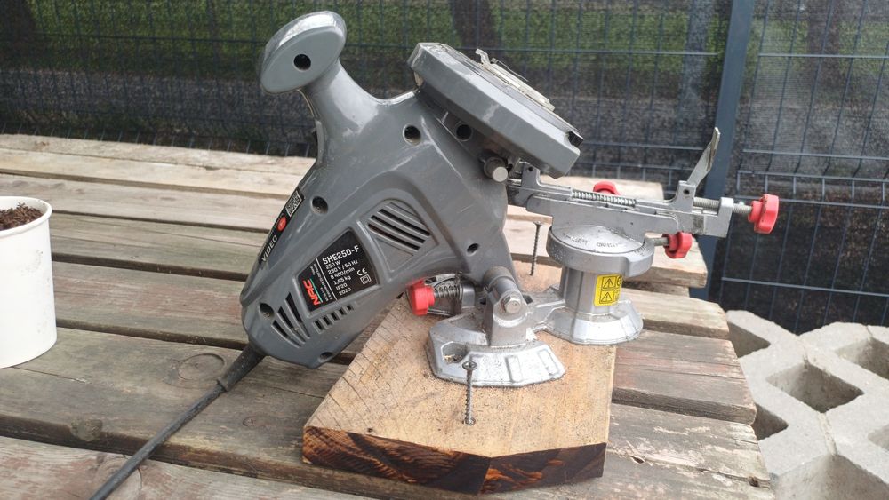 Ostrzałka do łańcuchów