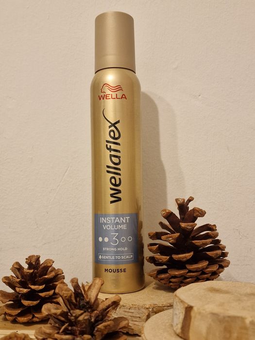 Pianka do włosów dodająca objętości wellaflex