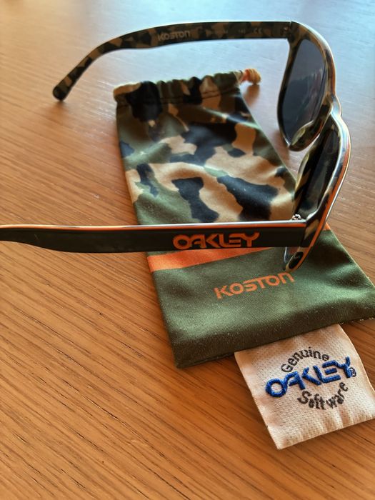 Óculos OAKLEY FROGSKINS LX CAMO Ltd Ed. Erik Koston Signature