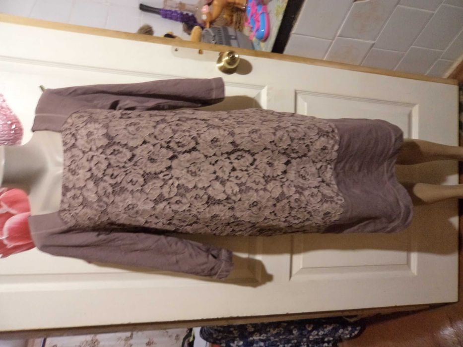 платье красивое 48-50 р