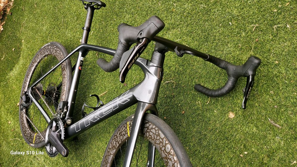 Trek Émonda Carbono  – Eletrónica Shimano Di2 t56