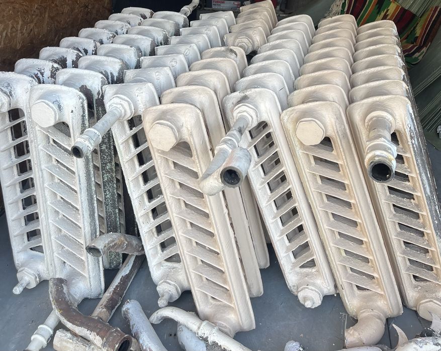 Продам  Чавунні батареї