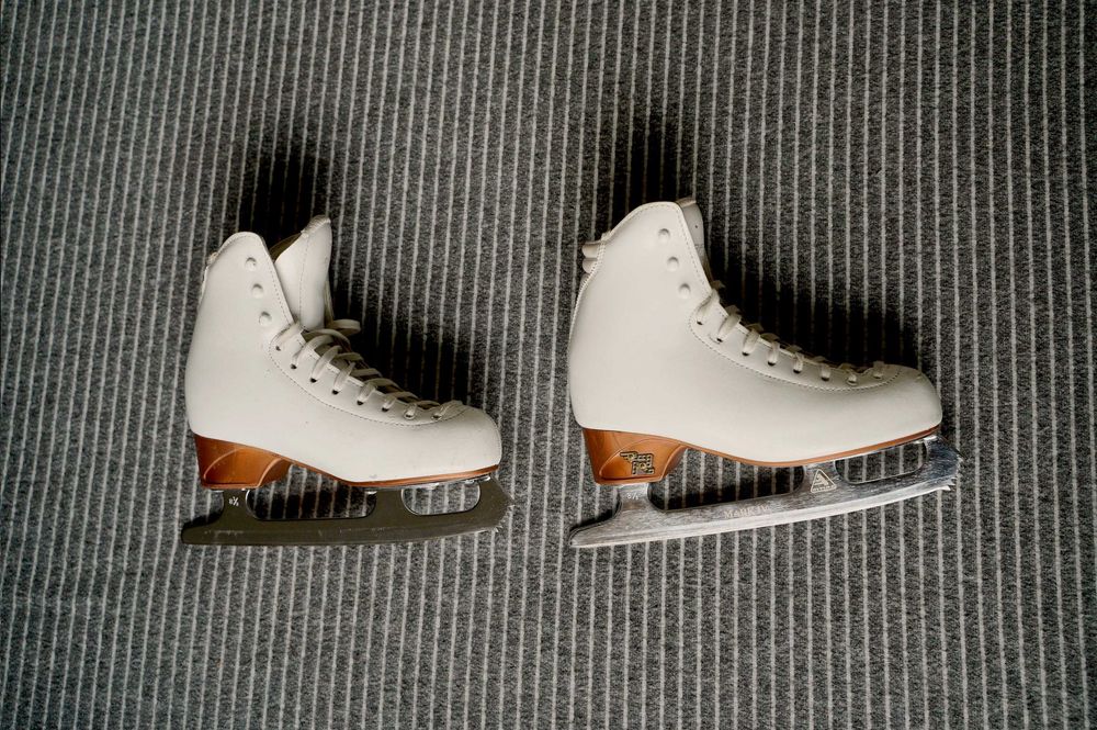 Łyżwy figurowe Risport RF Light 220 + Mark IV