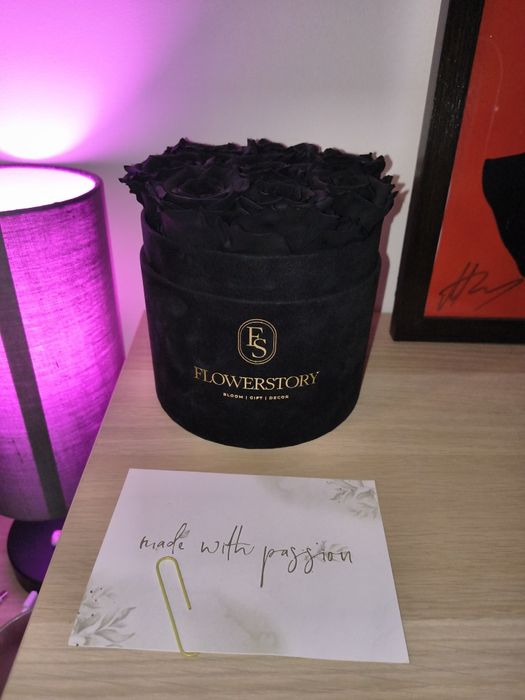 Wieczne róże czarne Flower Story prezent kwiaty