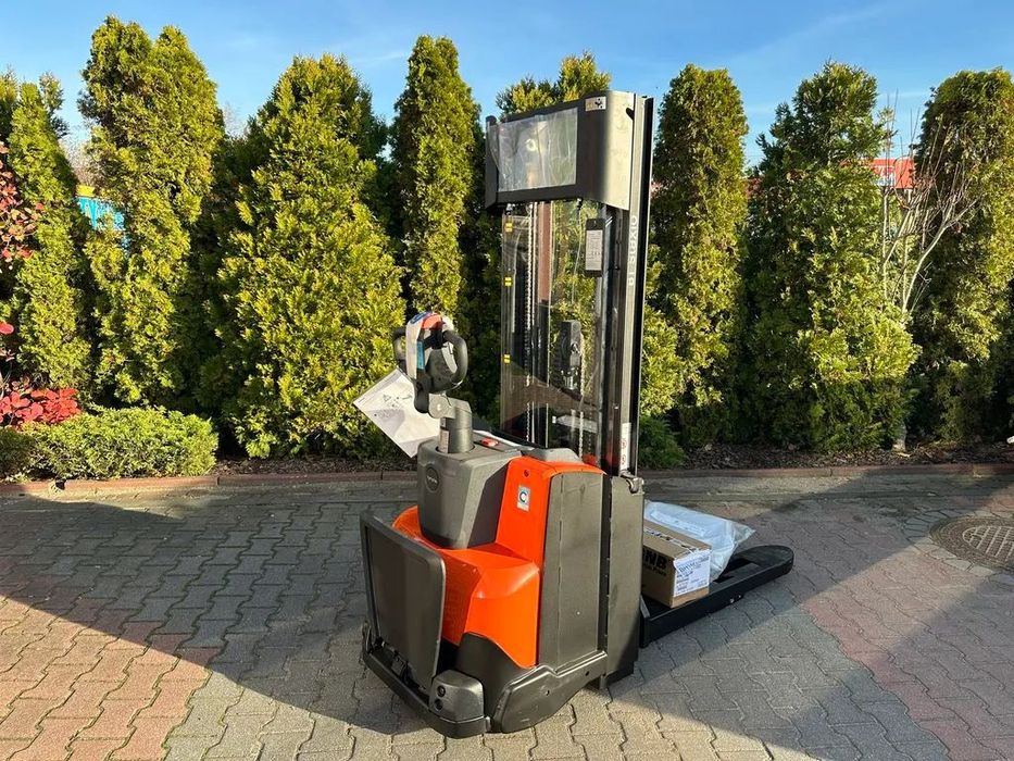 Toyota SWE140  Toyota SWE140 wózek fabrycznie nowy