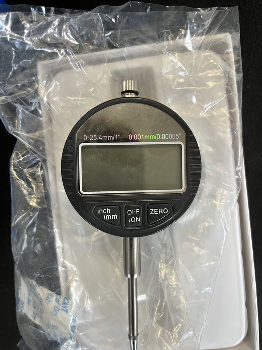 Індикатор з ходом голки до 25мм