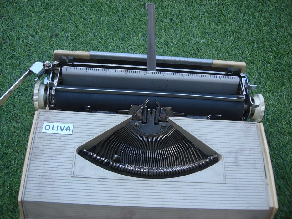 Máquina Escrever Antiga