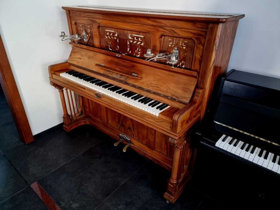 Pianino H.S. Riisnaes, Bergen 137cm politura KONCERTOWE UNIKATOWE