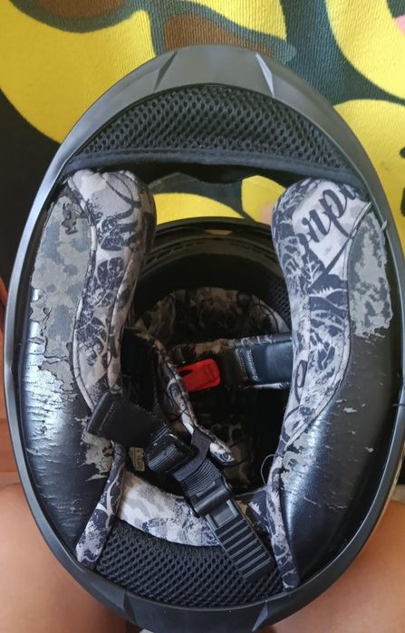 Vendo capacete Scorpions
