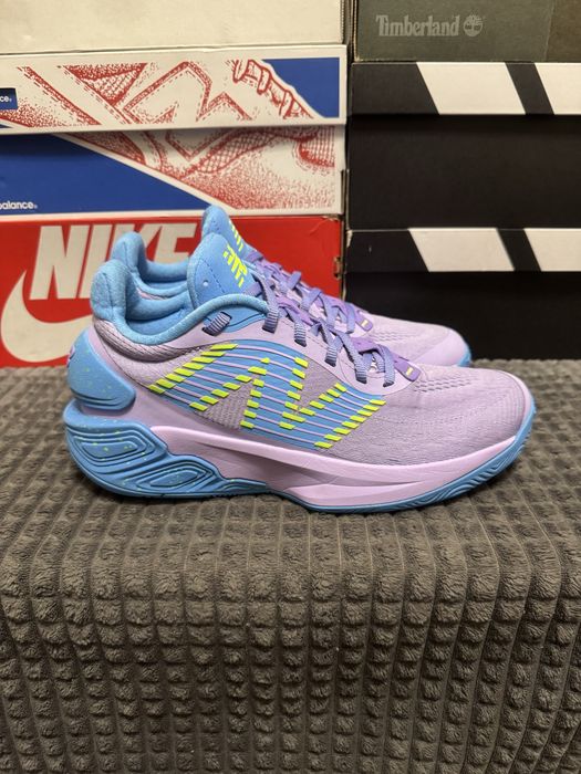 Баскетбольні кросівки 42,5(27см) New Balance Two WXY V5 оригінал