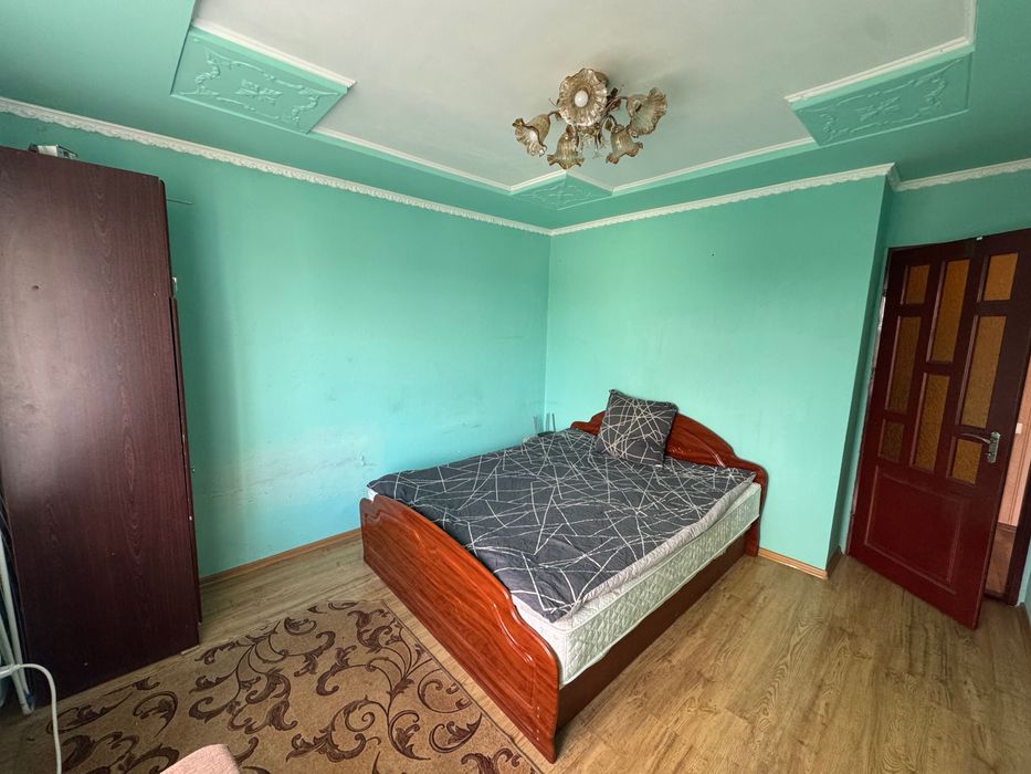 Продається 2к квартира смт. Заводське