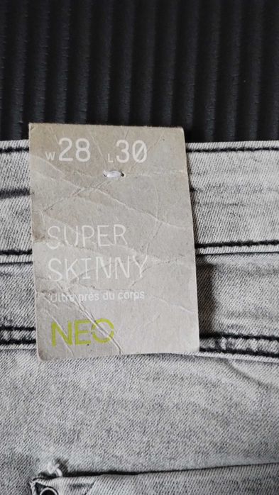 Nowe Jeans Adidas NEO W28/L30