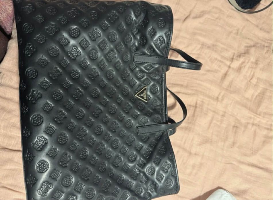 Torebka guess czarna