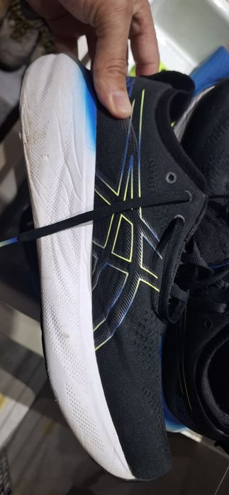 Sapatilhas de corrida Ascis modelo Nimbus n.° 46