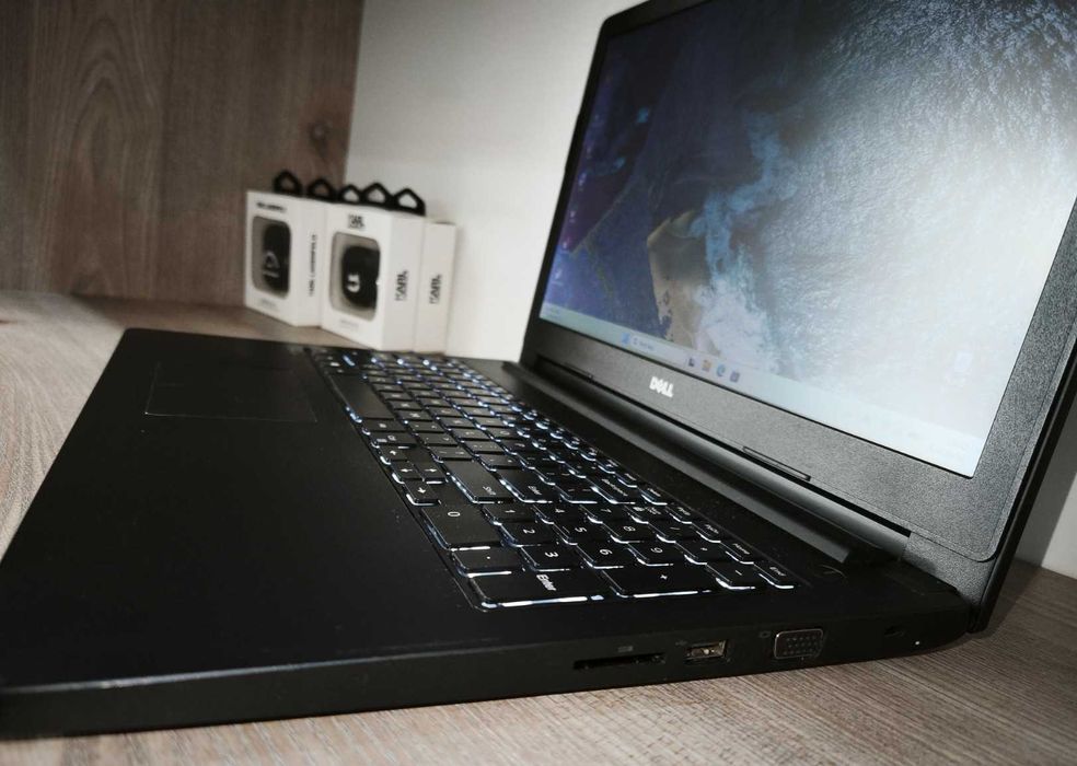 Dell Latitude 3570 - laptop do pracy, nauki i rozrywki, gwar. 30 mies.