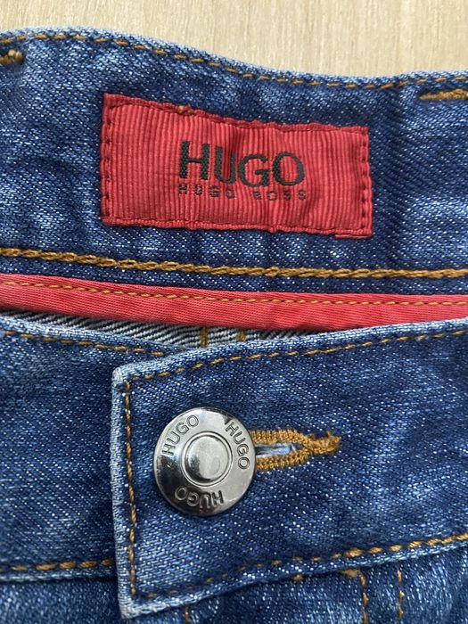 Hugo Boss W33 L32  spodnie niebieskie jeansy dżinsy