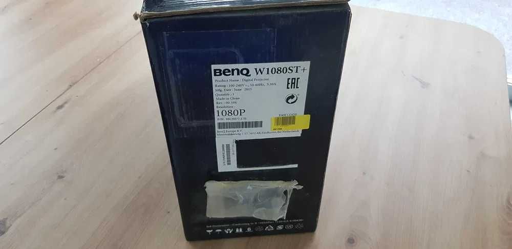 Projektor BenQ W1080ST+ DLP