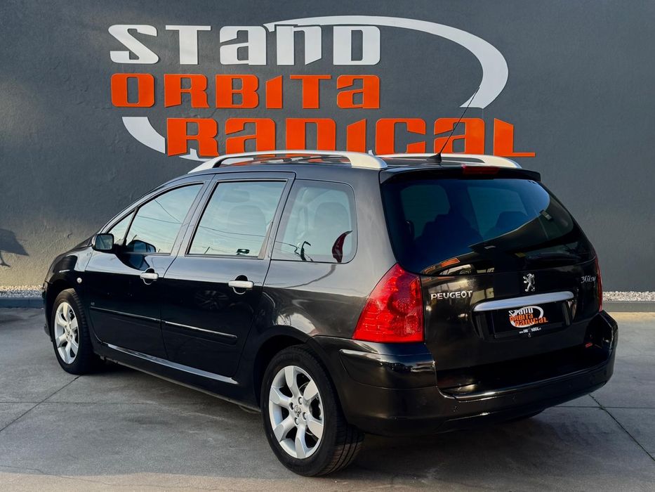 Peugeot 307 Break 1.6 HDi XS Premium 7lugares 127€ mes