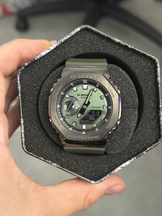 Zegarek Casio GM-2100B