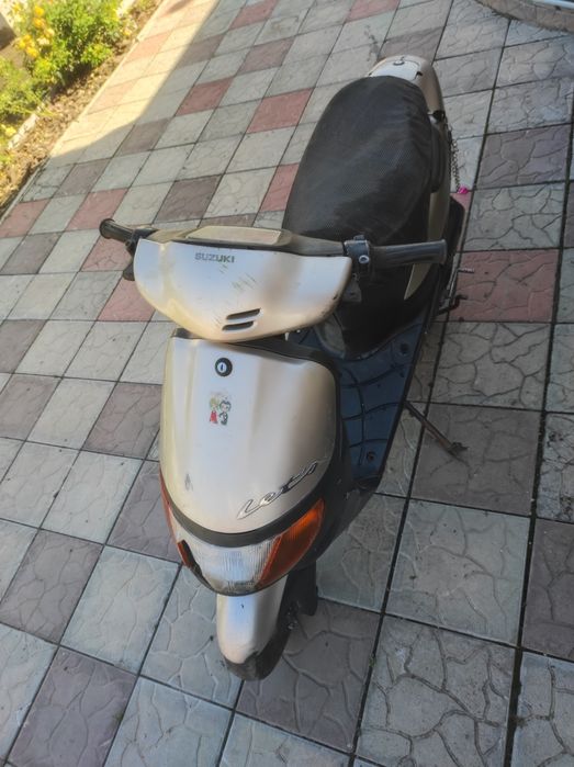 Скутер Suzuki Let's
