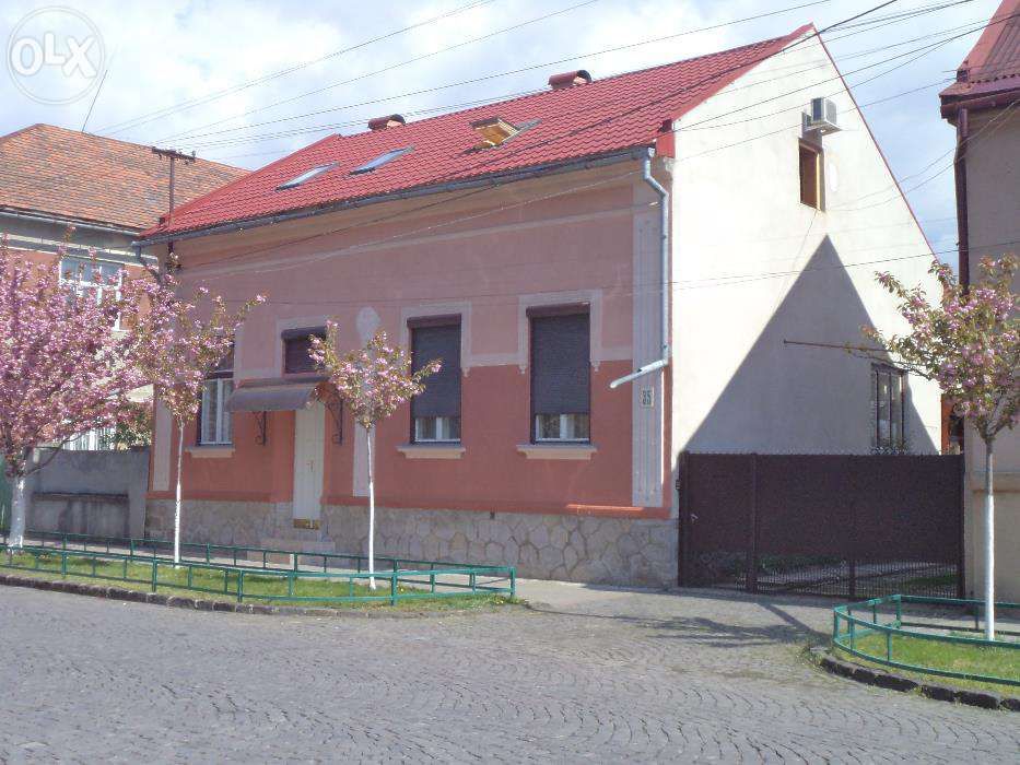 сдаётся однокомнатная квартира в особняке в центре с баней, свiтло 24/